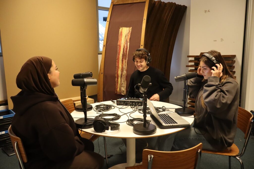 584891632_1395943652535868_9049932333439785422_n